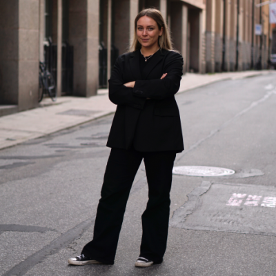 Porträttbild på Ellen Gribing 