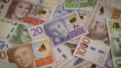 Buntar med svenska sedlar
